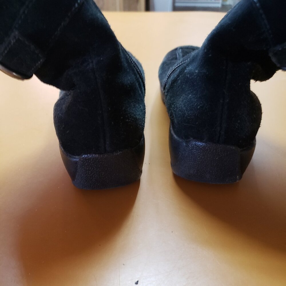 Black Suede boots size 7 1/2